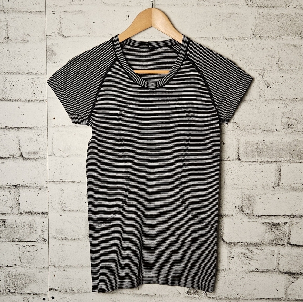 Lululemon Striped Short Sleeve Tee Black White Athletic Top